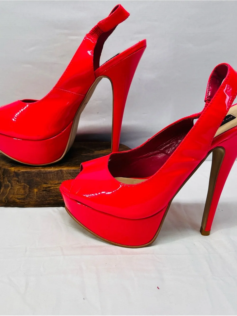 Steven By Steve Madden Bright Red Patent Slingback Peep-Toe Heels